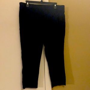 Simply vera Vera Wang navy blue pull on capris